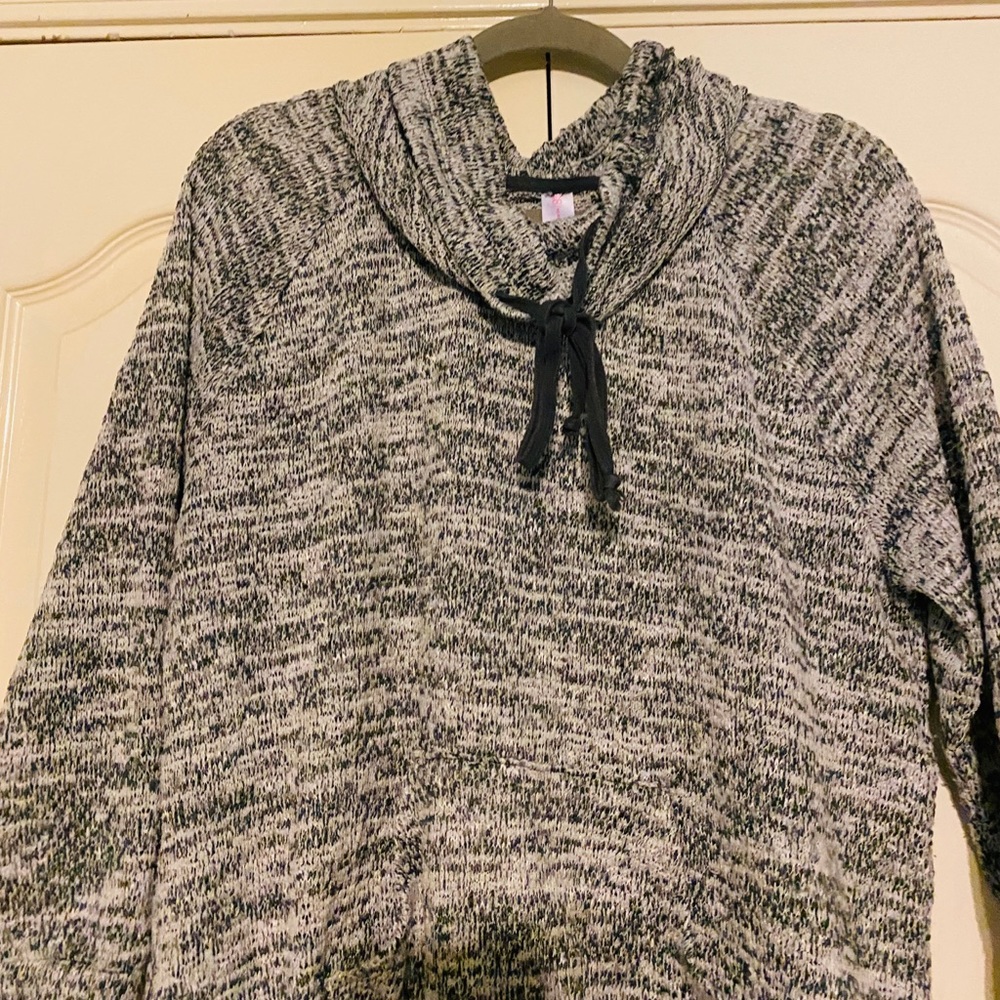 Mesh Top - Picture 3 of 3